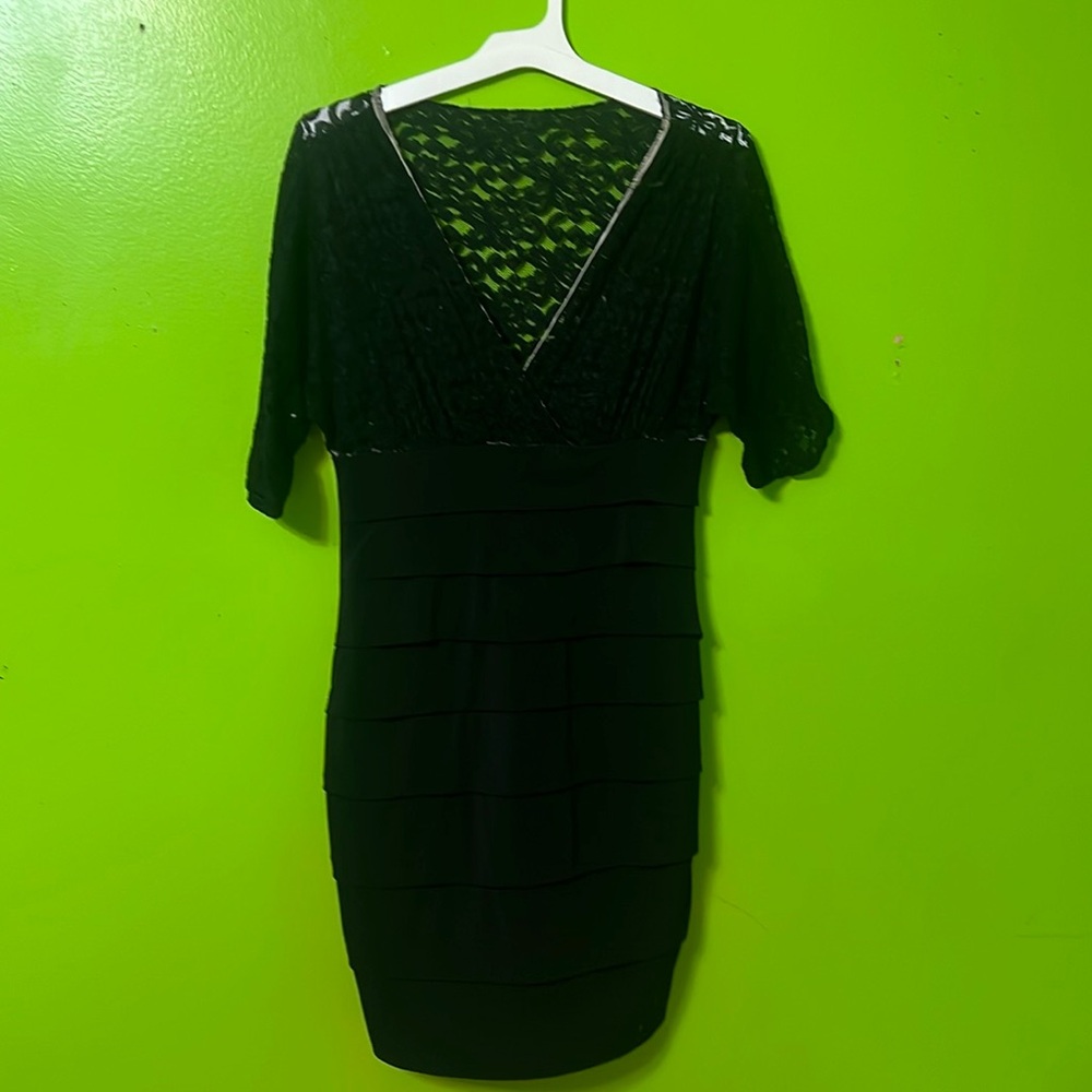 Bodycon black dress